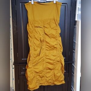 Like New! XCVI Gored Peasant Skirt In "Aurum" , Size L